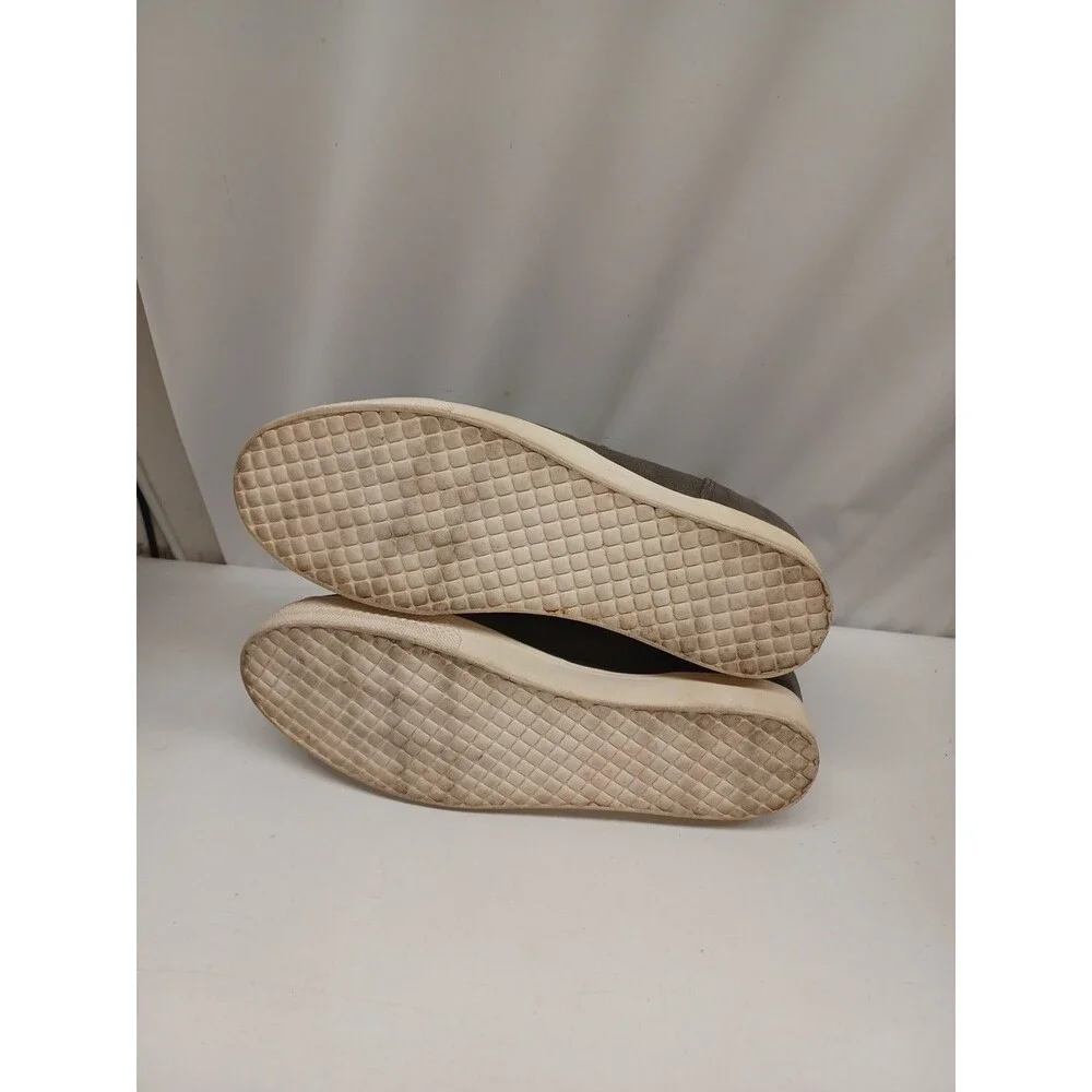 Steve Madden Women's Wedgie Sneaker Comfortable & Easy To Wear Grey Suede 9 US